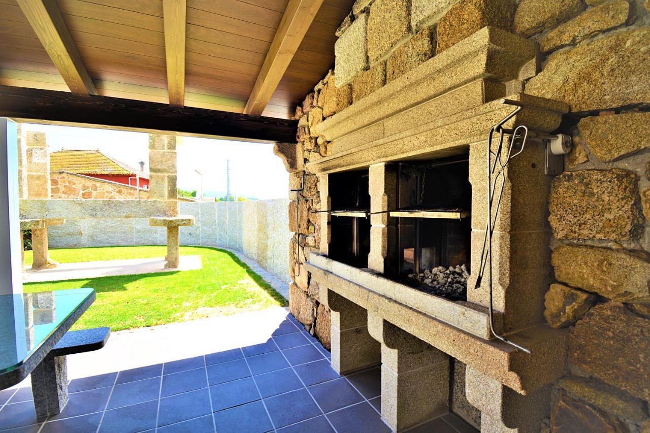 Apartamentos Mamuela Ribadumia Exterior foto