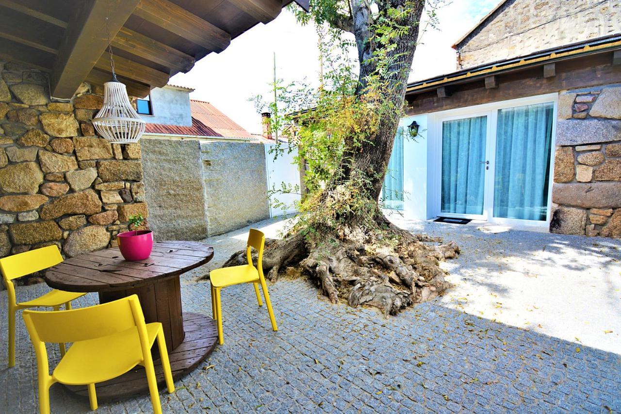 Apartamentos Mamuela Ribadumia Exterior foto